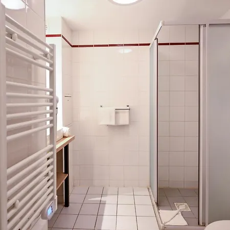 Aparthotel Zenitude Hotel-residences Versailles St Cyr L'ecole *