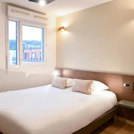 Aparthotel Zenitude Hotel-residences Versailles St Cyr L'ecole Saint-Cyr-l'Ecole
