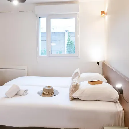 Zenitude Hotel-residences Versailles St Cyr L'ecole Aparthotel Saint-Cyr-l'Ecole