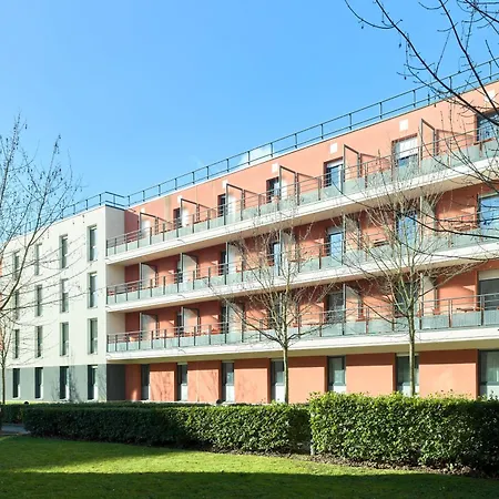 Zenitude Hotel-residences Versailles St Cyr L'ecole *
