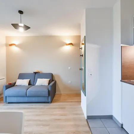 Zenitude Hotel-residences Versailles St Cyr L'ecole Saint-Cyr-l'Ecole